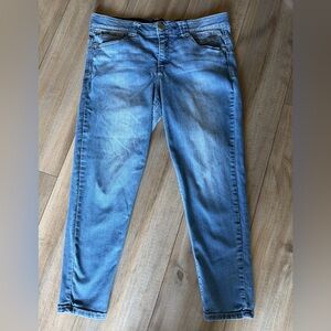 Democracy Women's Skinny Jeans in Medium Blue